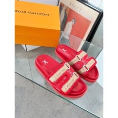 Louis Vuitton Slippers